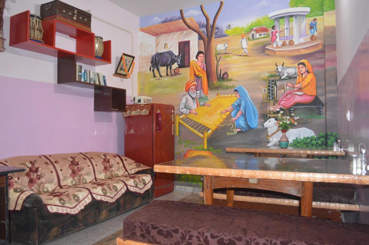 Azure Family Paying Guest House Benares Buitenkant foto